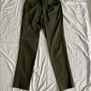 Mens Lululemon ABC Pants 30x32 Olive Green
